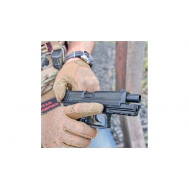 P30